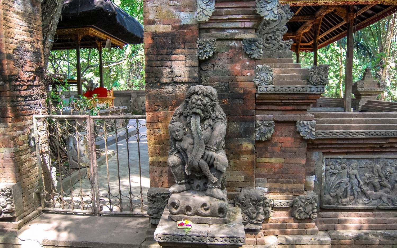 Monkey Forest Temple (1)