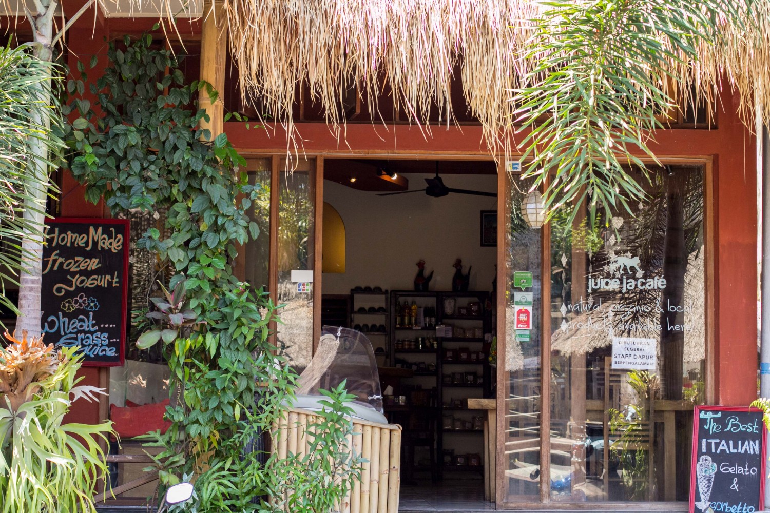 Ubud Cafe (2)